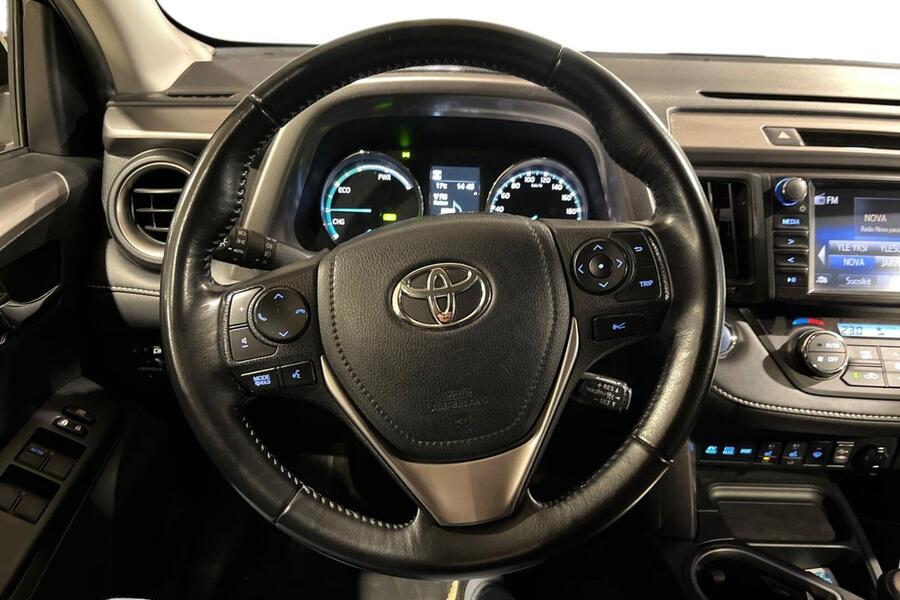 Toyota RAV4 vaihtoauto