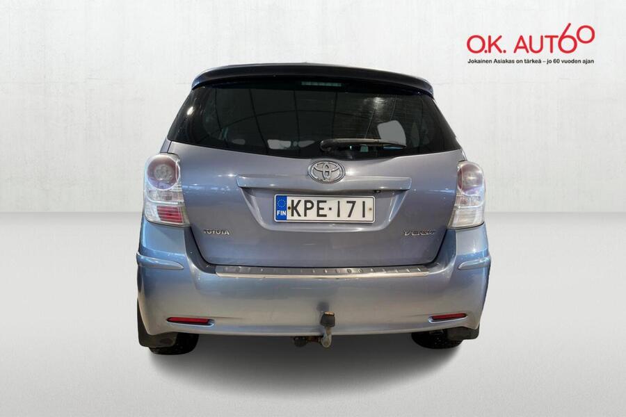 Toyota Verso vaihtoauto