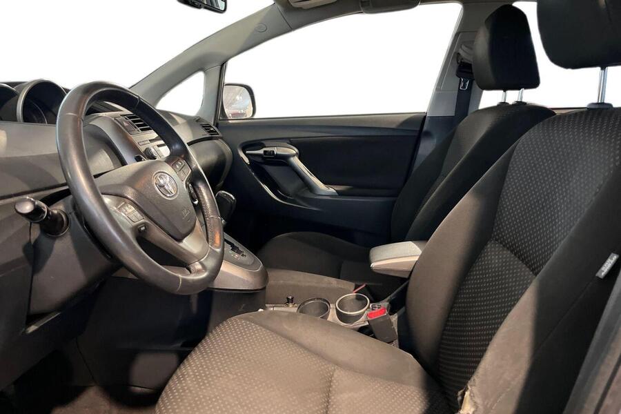 Toyota Verso vaihtoauto