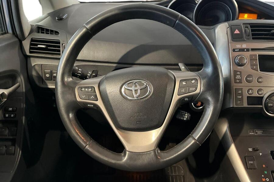 Toyota Verso vaihtoauto
