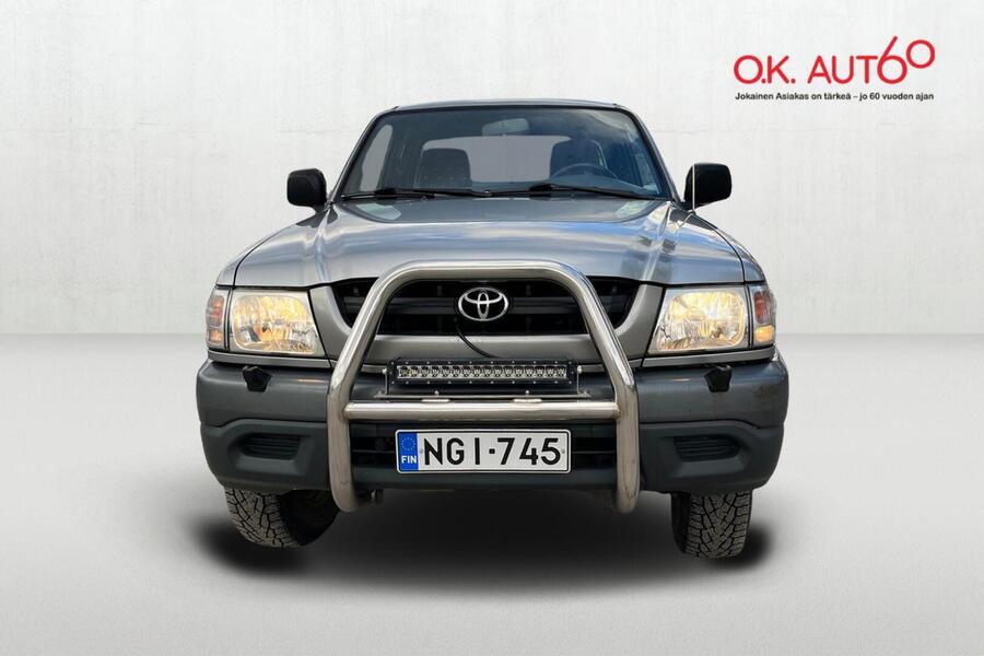 Toyota Hilux vaihtoauto