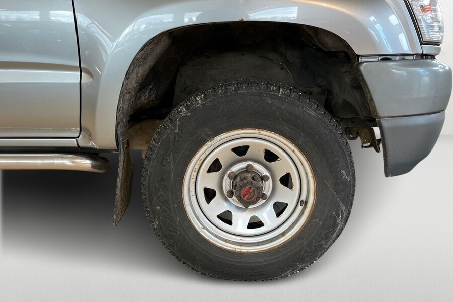 Toyota Hilux vaihtoauto