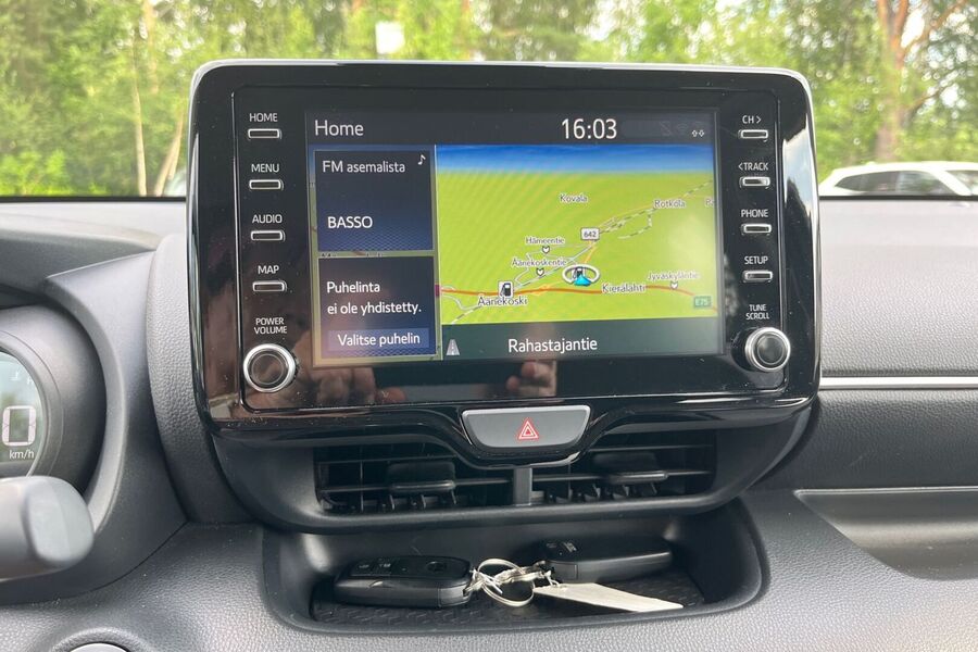 Toyota Yaris vaihtoauto