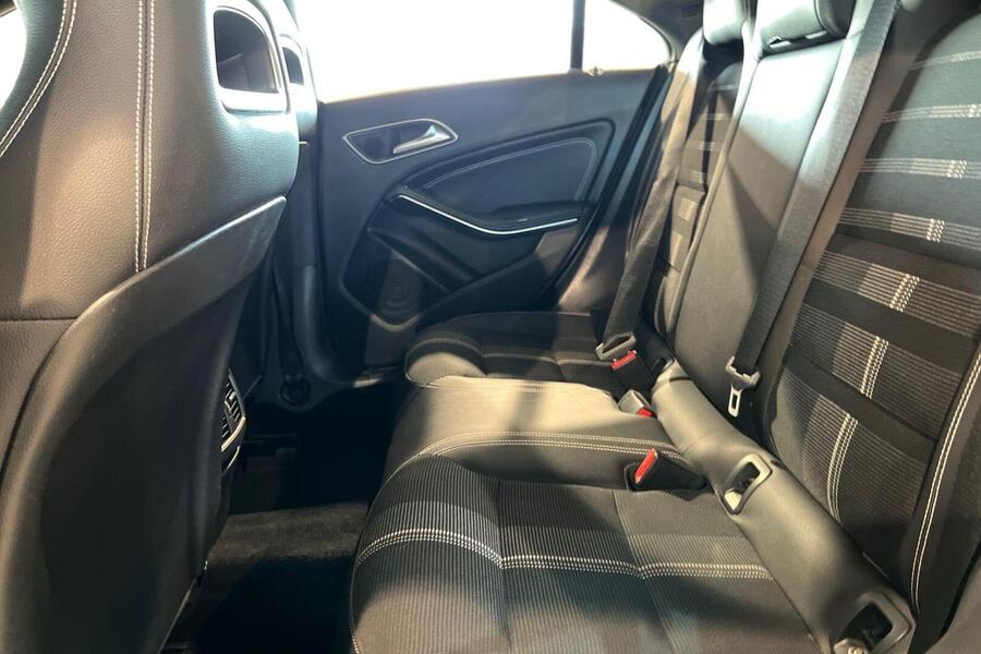 Mercedes-Benz CLA-sarja vaihtoauto