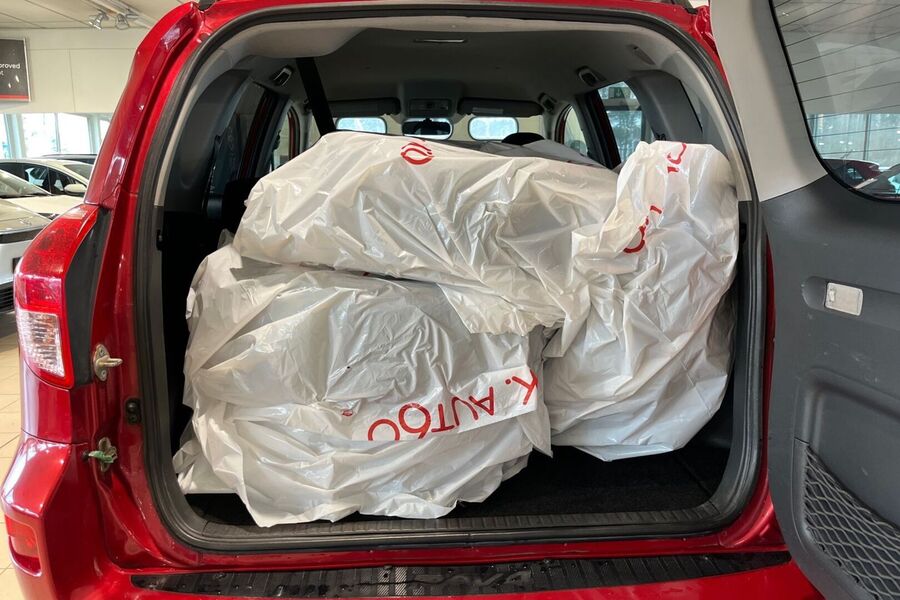 Toyota RAV4 vaihtoauto