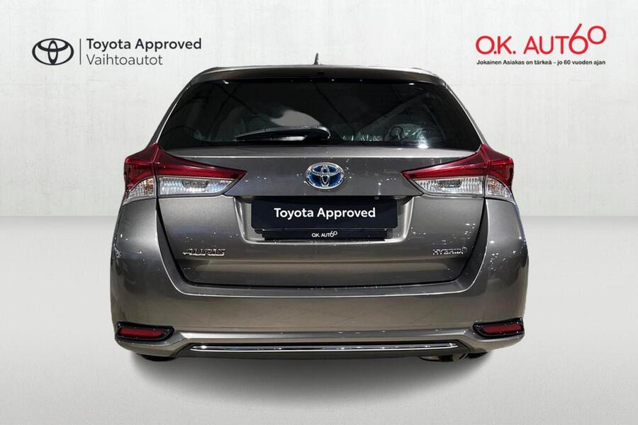 Toyota Auris vaihtoauto