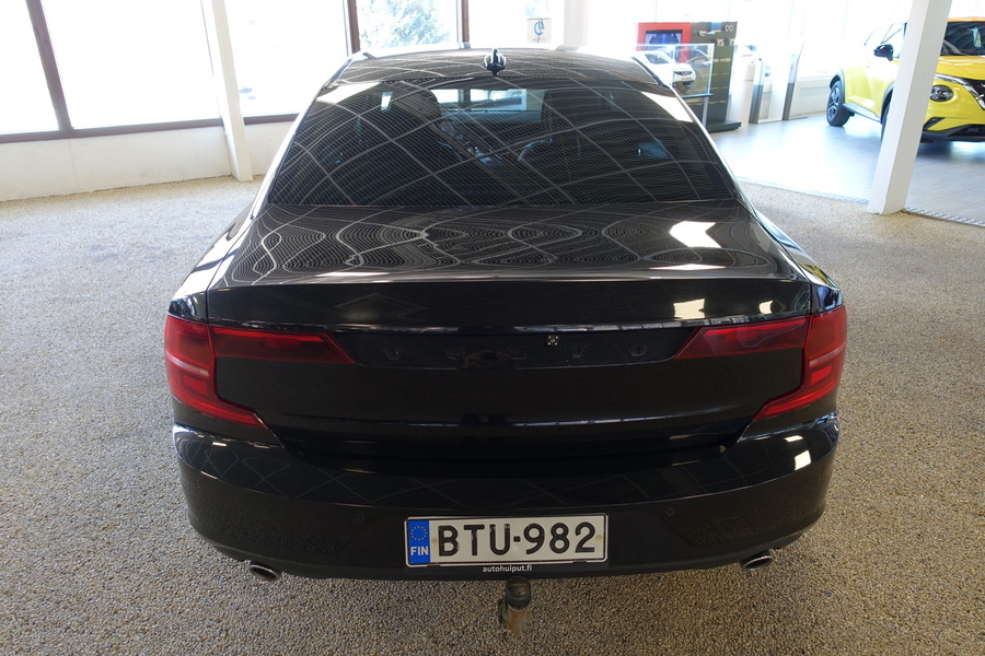 Volvo S90 vaihtoauto