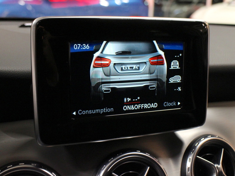 Mercedes-Benz GLA vaihtoauto