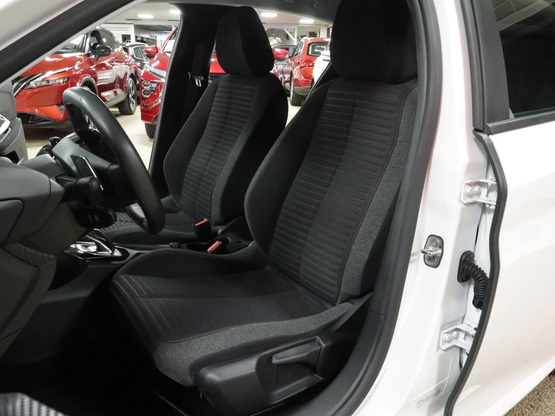 Peugeot 208 vaihtoauto