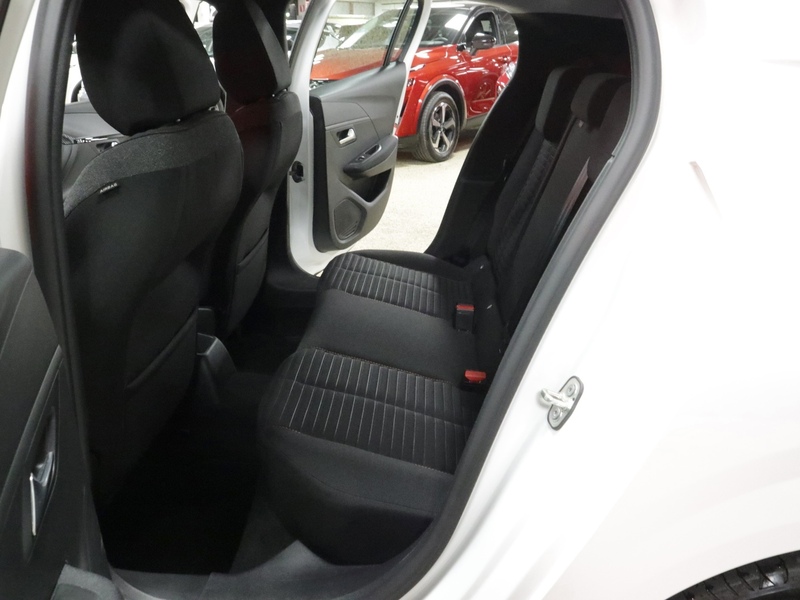 Peugeot 208 vaihtoauto