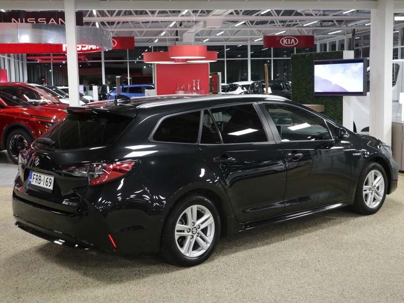 Suzuki Swace vaihtoauto