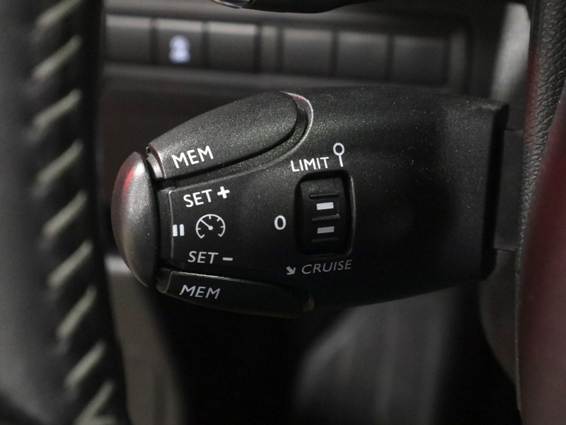 Peugeot 308 vaihtoauto