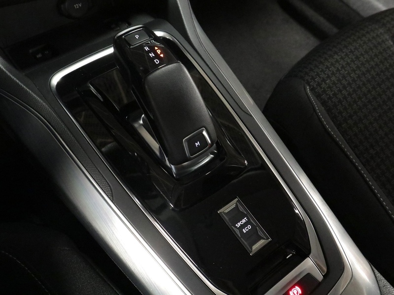 Peugeot 308 vaihtoauto