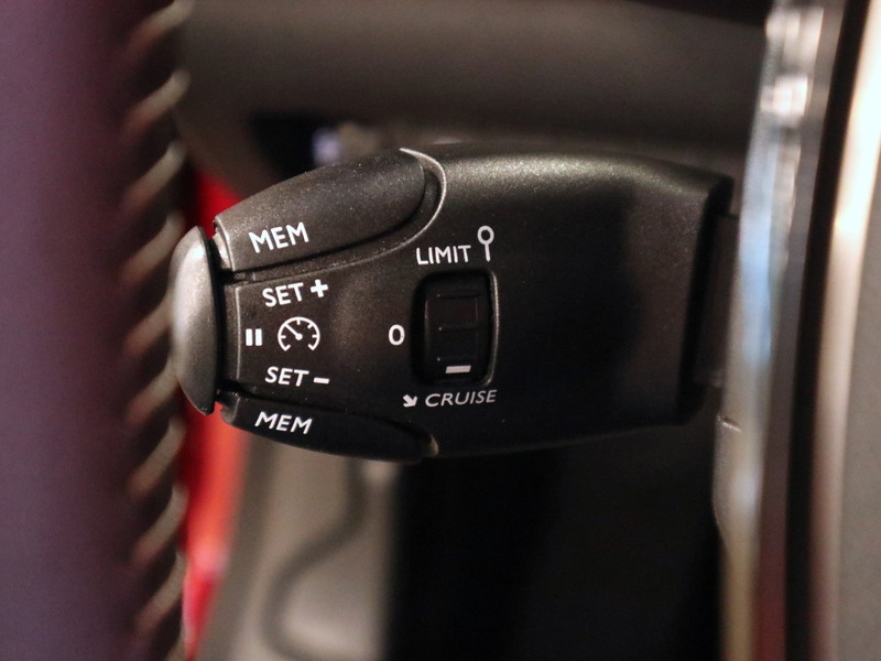 Peugeot 208 vaihtoauto