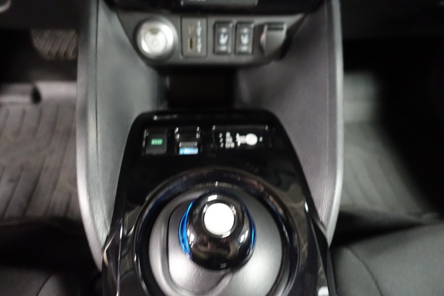 Nissan Leaf vaihtoauto