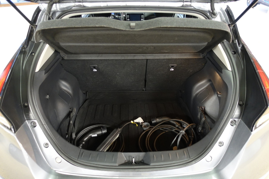 Nissan Leaf vaihtoauto