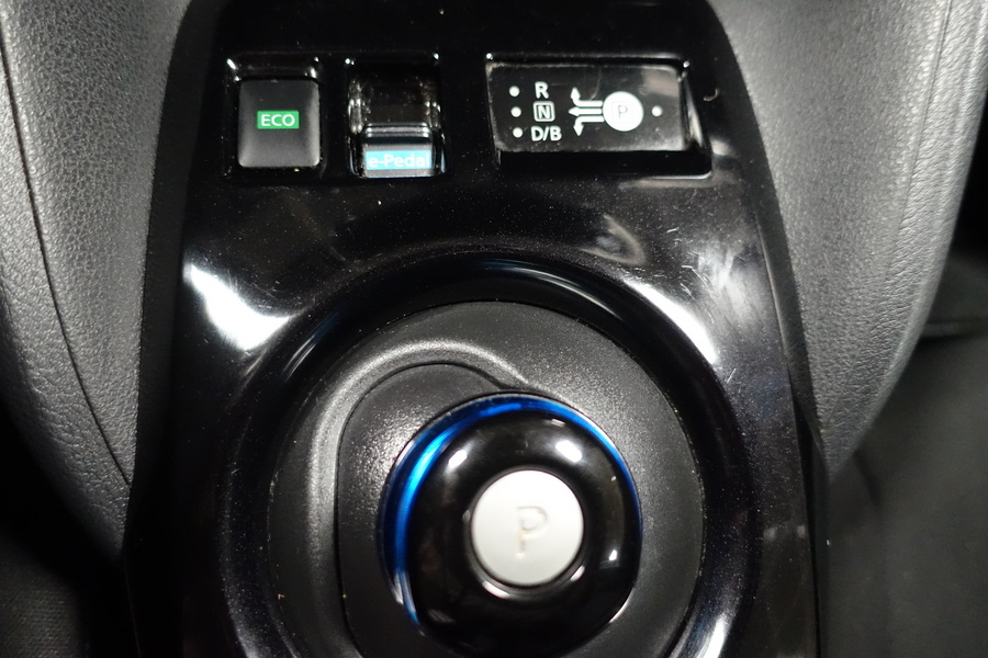 Nissan Leaf vaihtoauto