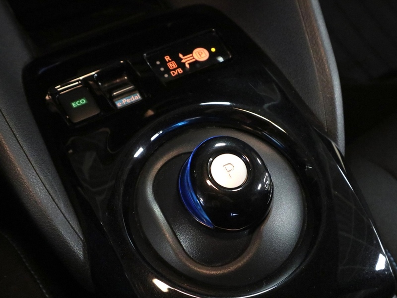 Nissan Leaf vaihtoauto