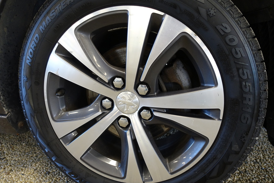 Peugeot 308 vaihtoauto