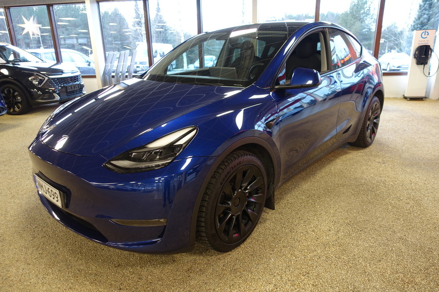 Tesla Model Y vaihtoauto