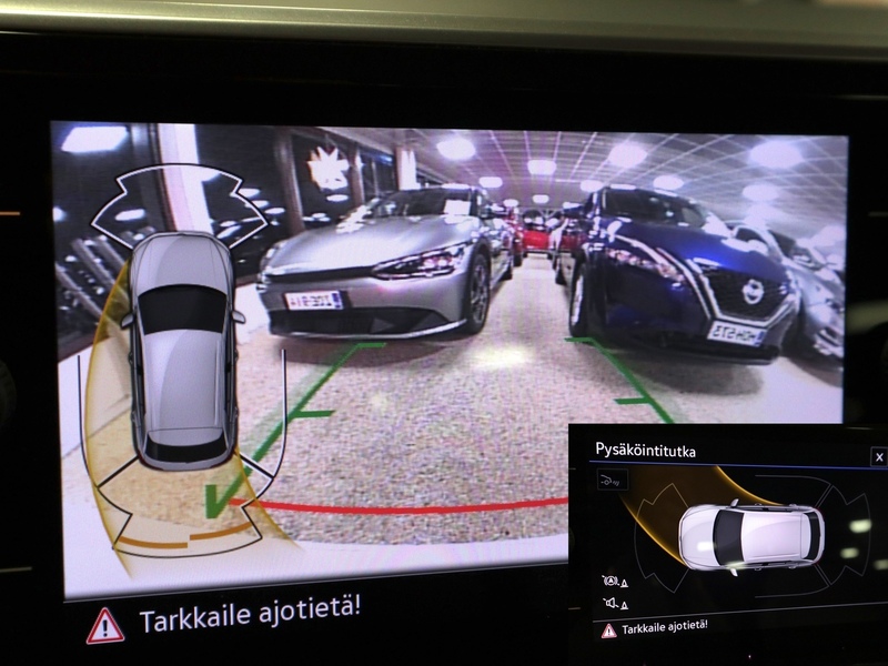 Volkswagen T-Roc vaihtoauto