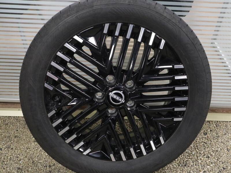 Nissan Leaf vaihtoauto