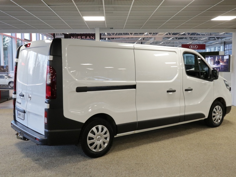 Nissan Primastar vaihtoauto