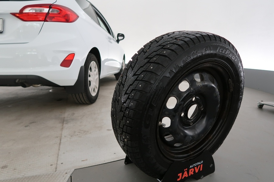 Ford Fiesta Van vaihtoauto