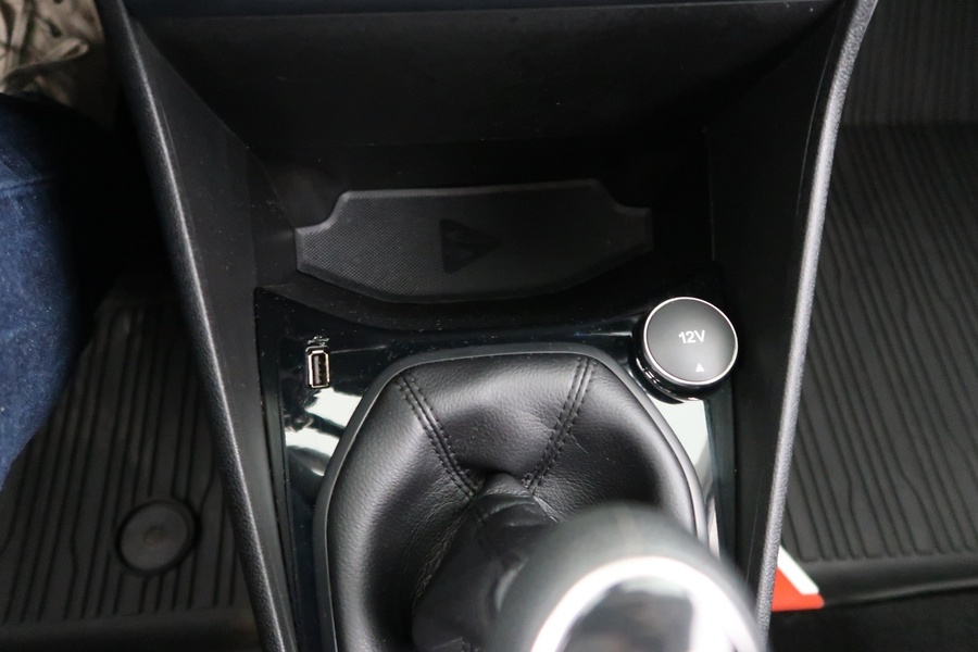 Ford Fiesta Van vaihtoauto