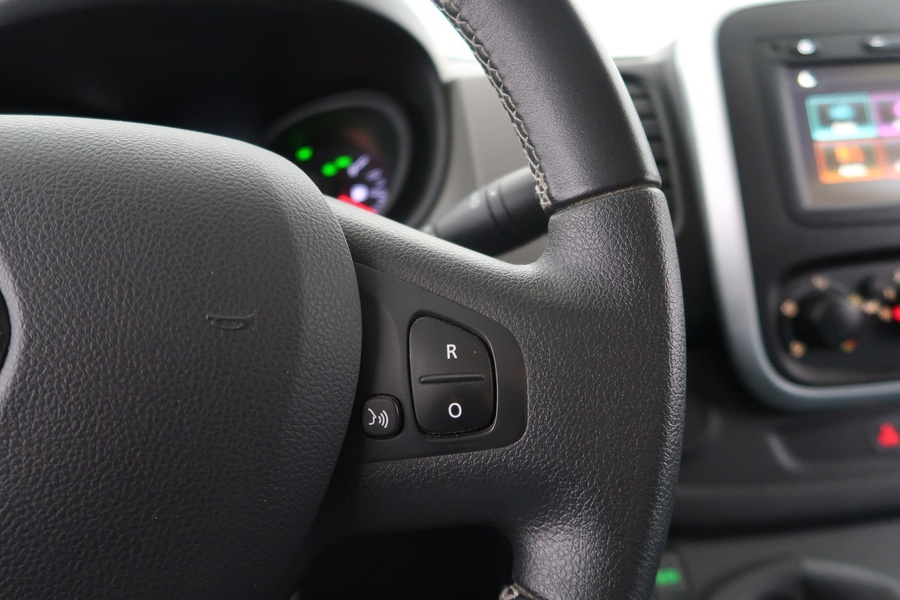 Renault Trafic vaihtoauto