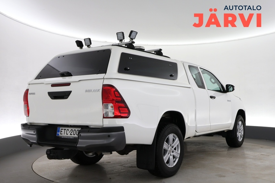 Toyota Hilux vaihtoauto