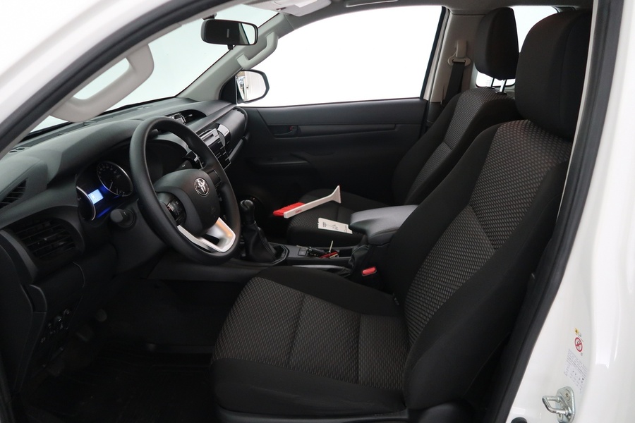 Toyota Hilux vaihtoauto