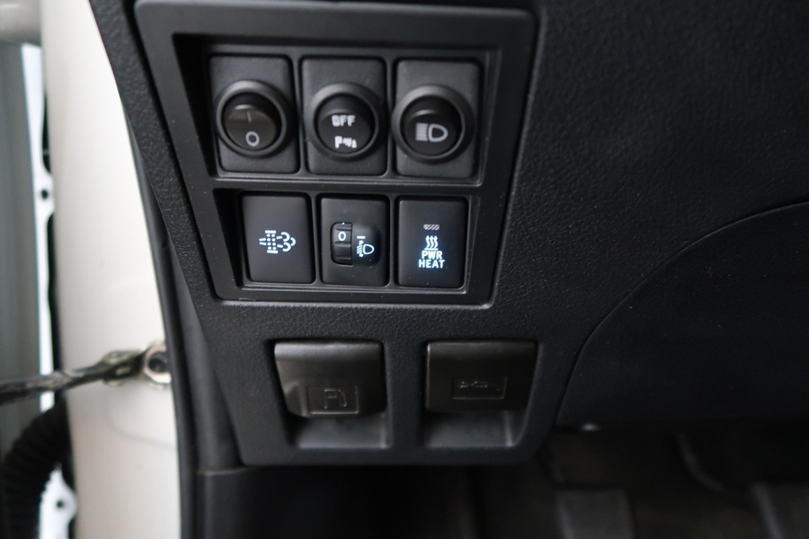 Toyota Hilux vaihtoauto