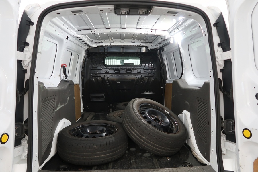 Ford Transit Connect vaihtoauto