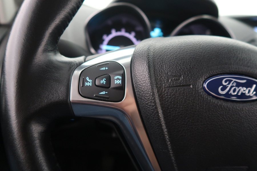 Ford Ecosport vaihtoauto