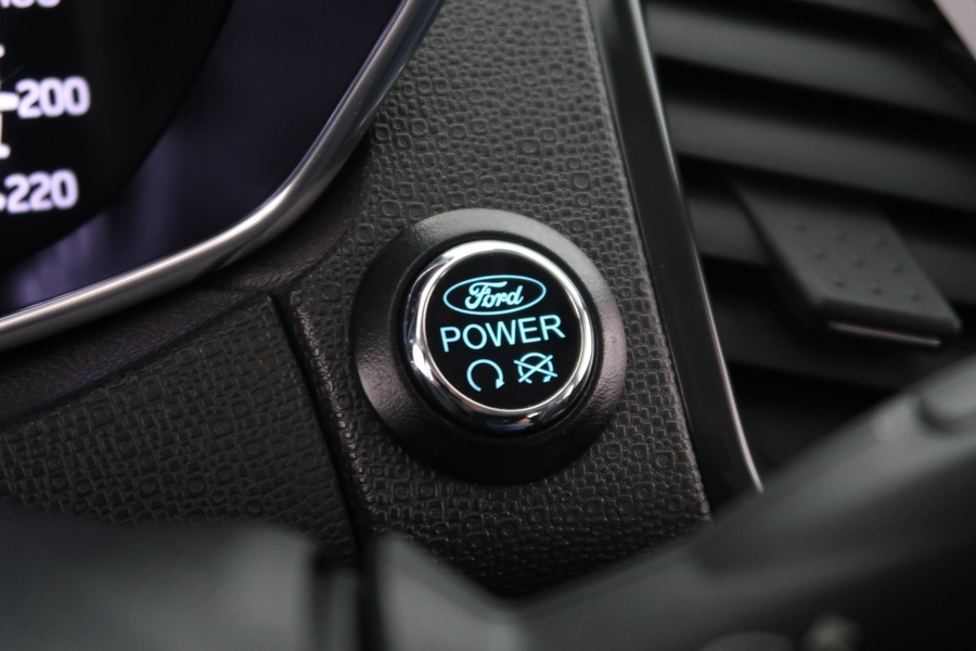 Ford Ecosport vaihtoauto