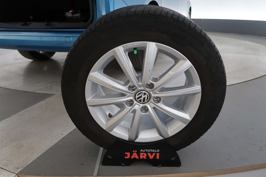 Volkswagen Caddy Maxi vaihtoauto