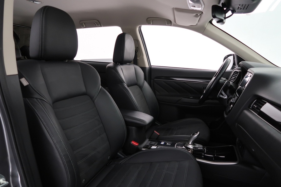 Mitsubishi Outlander vaihtoauto