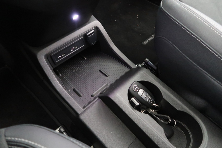 Mercedes-Benz EQT vaihtoauto