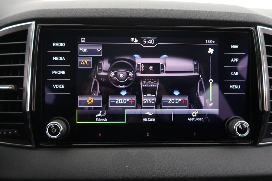 Skoda Karoq vaihtoauto