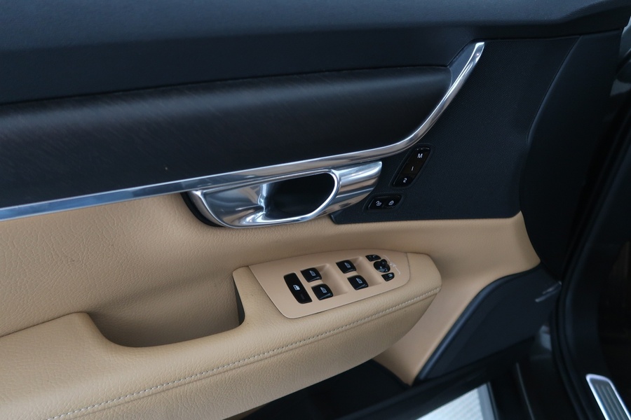 Volvo V90 Cross Country vaihtoauto