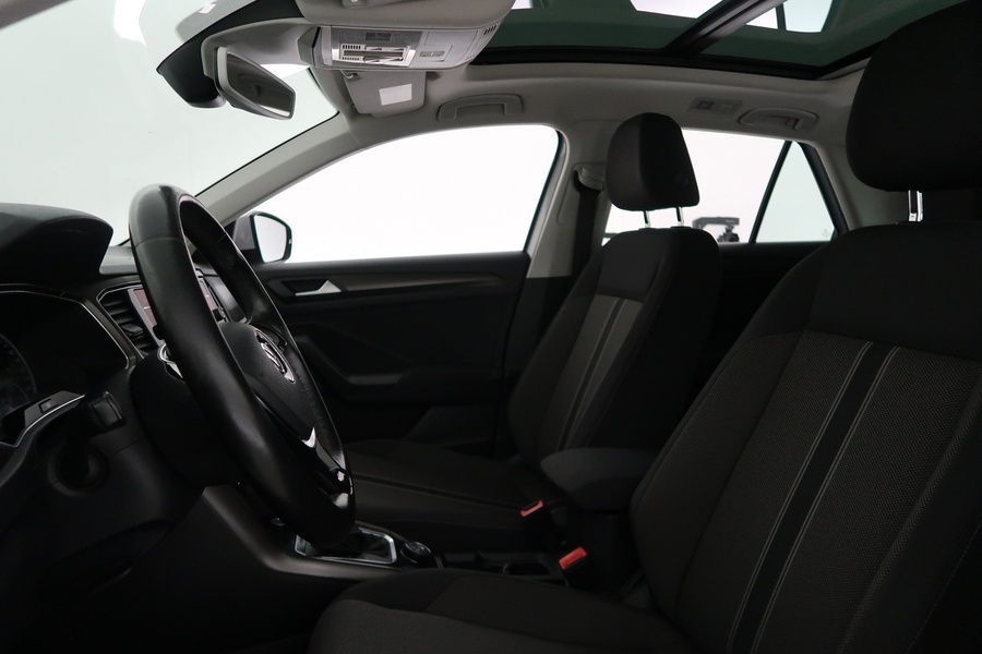 Volkswagen T-Roc vaihtoauto