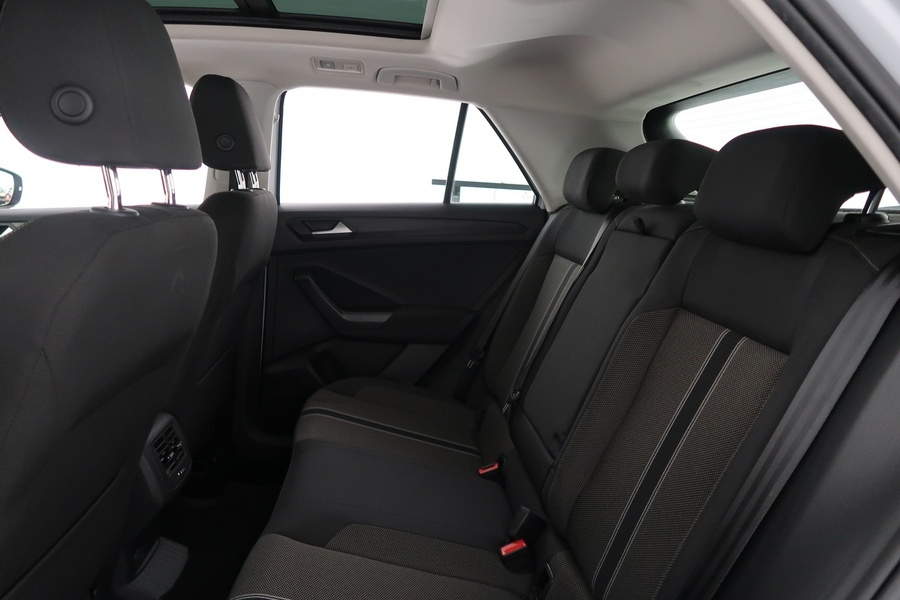 Volkswagen T-Roc vaihtoauto