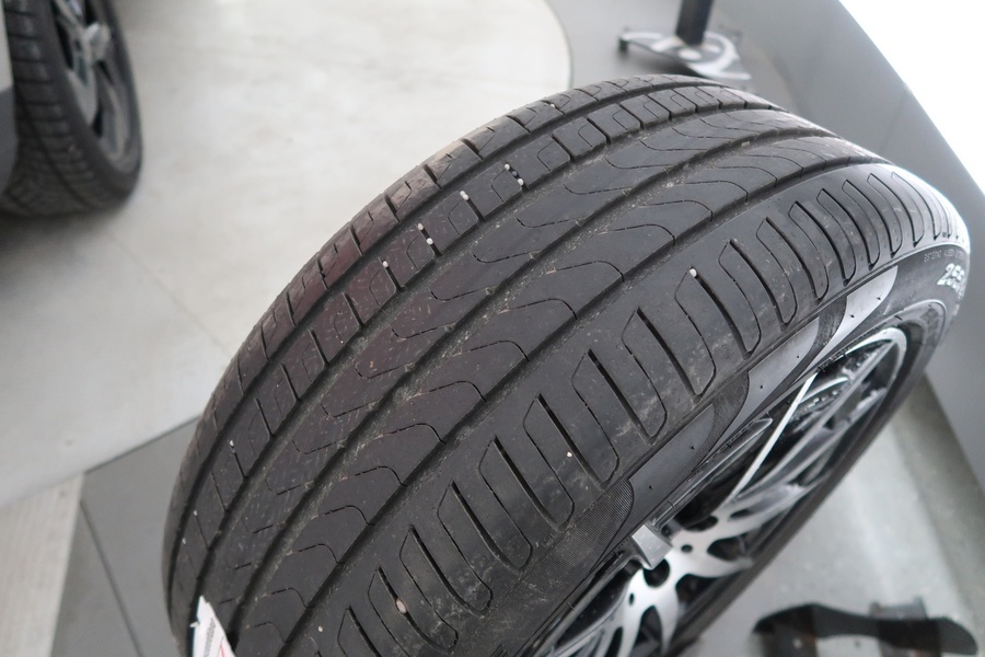 Mercedes-Benz EQC vaihtoauto