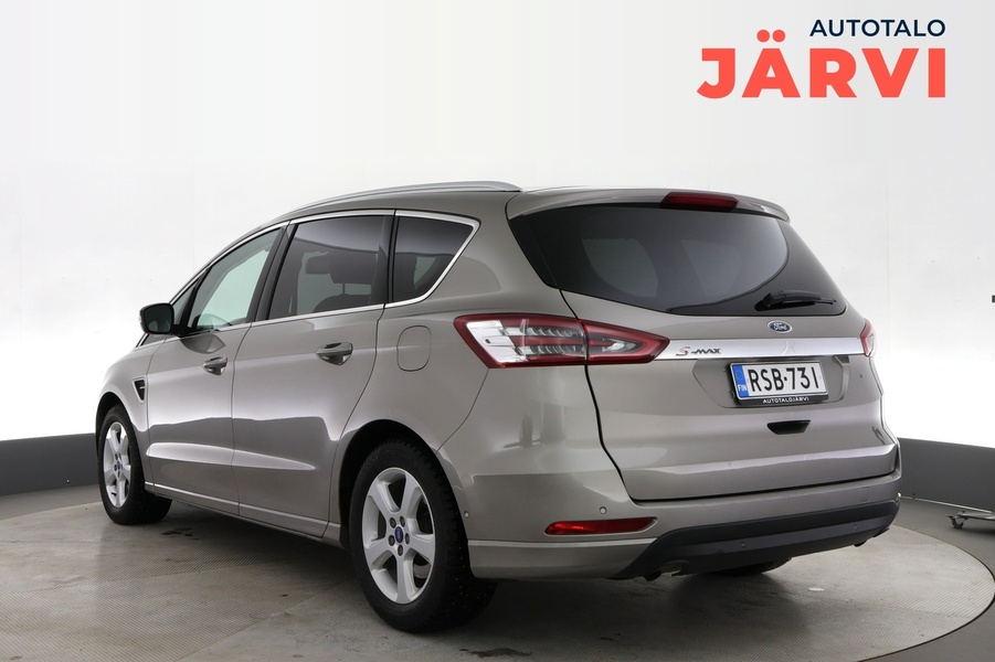 Ford S-MAX vaihtoauto