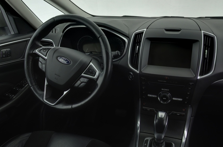 Ford S-MAX vaihtoauto