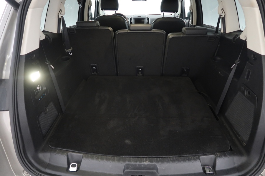 Ford S-MAX vaihtoauto