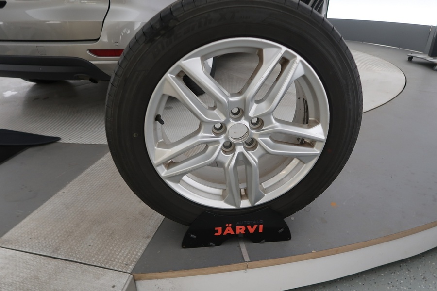 Ford S-MAX vaihtoauto