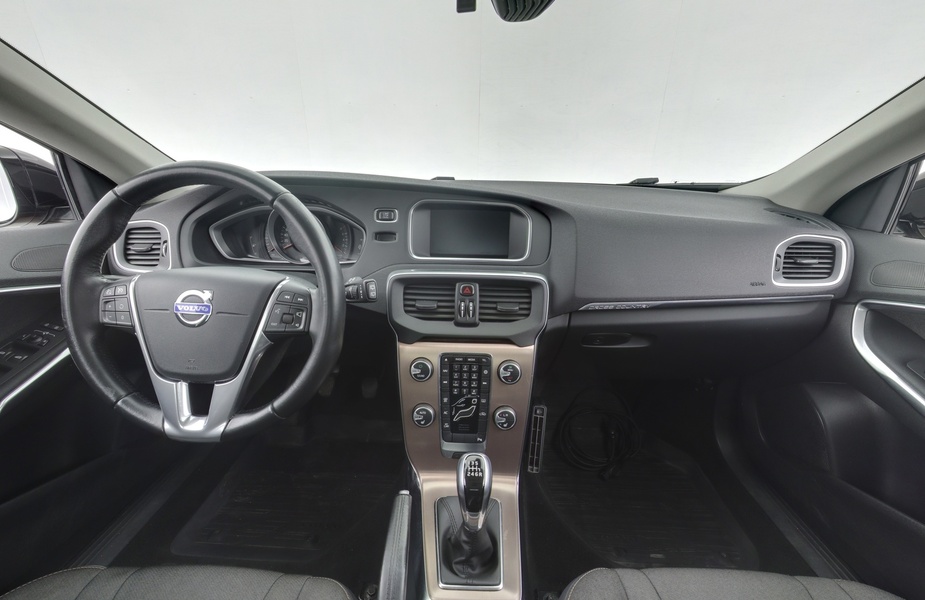 Volvo V40 Cross Country vaihtoauto