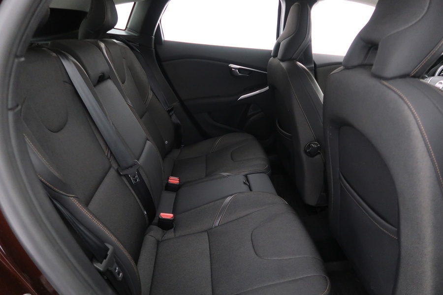 Volvo V40 Cross Country vaihtoauto